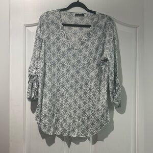 David Cline White and Gray Patterned Blouse